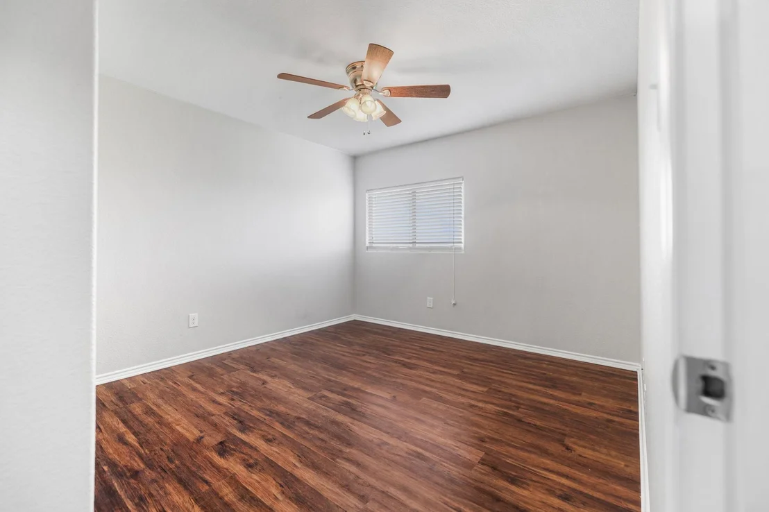 Photo of 3103 Thunder Gulch