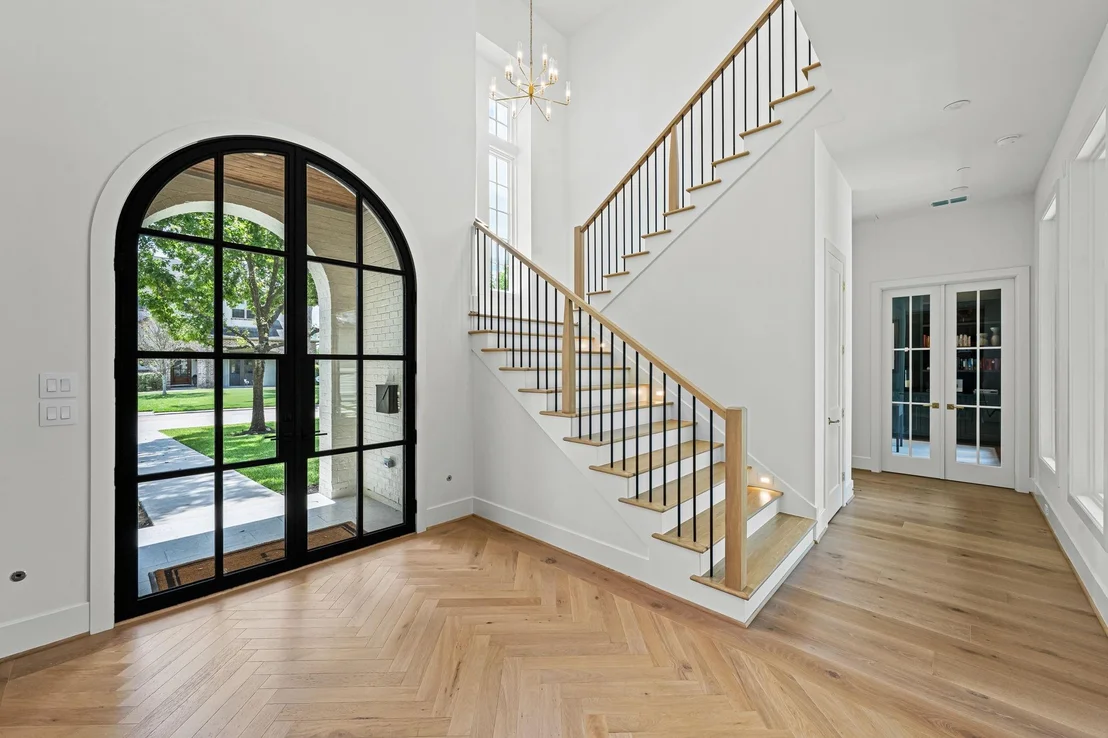 Photo of 8722 Lupton Lane