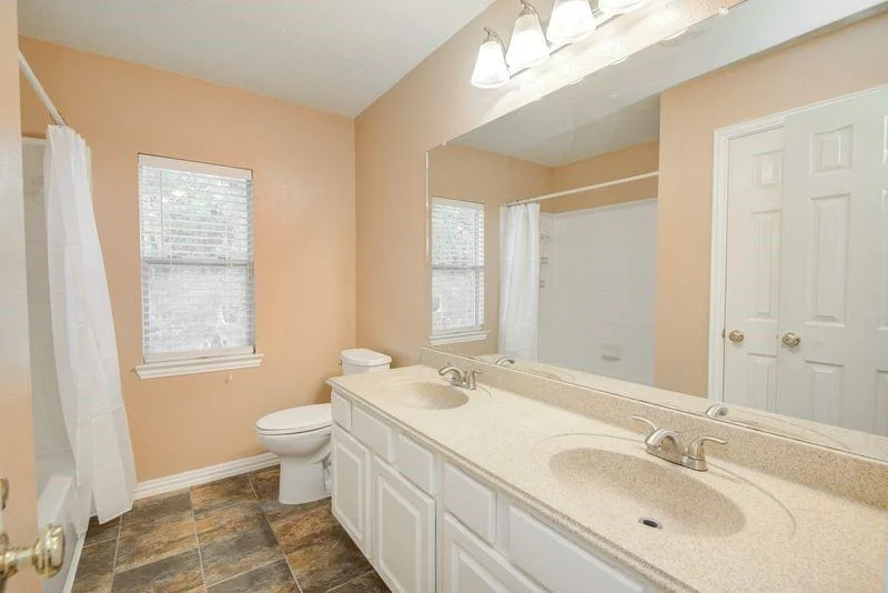 Photo of 2917 Veva Drive