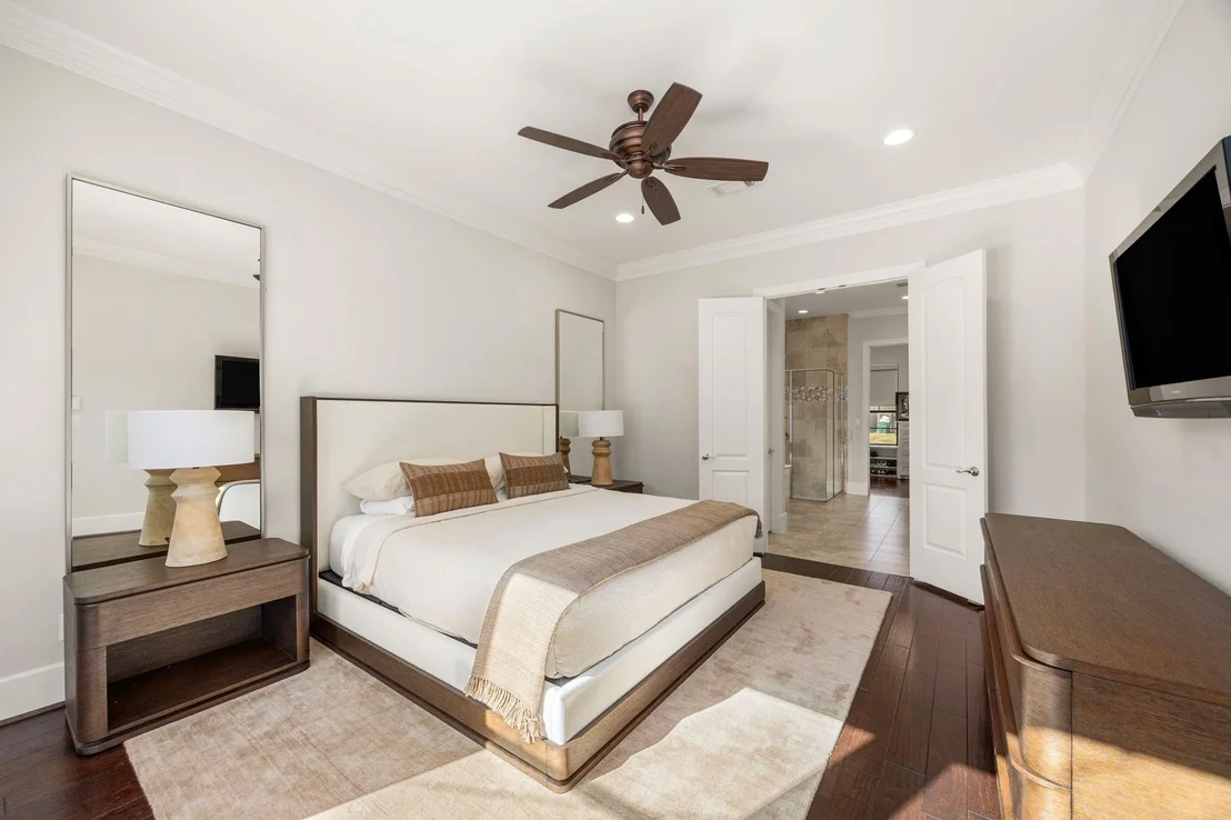 Photo of 1211 Chamboard Lane