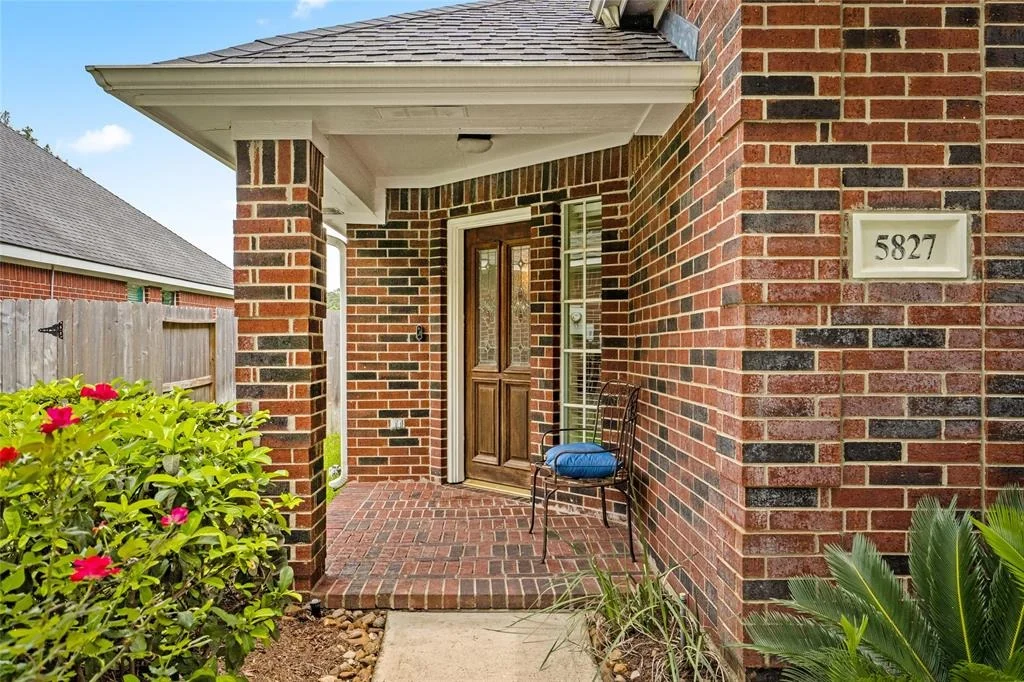 Photo of 5827 Sawyer Bend Lane