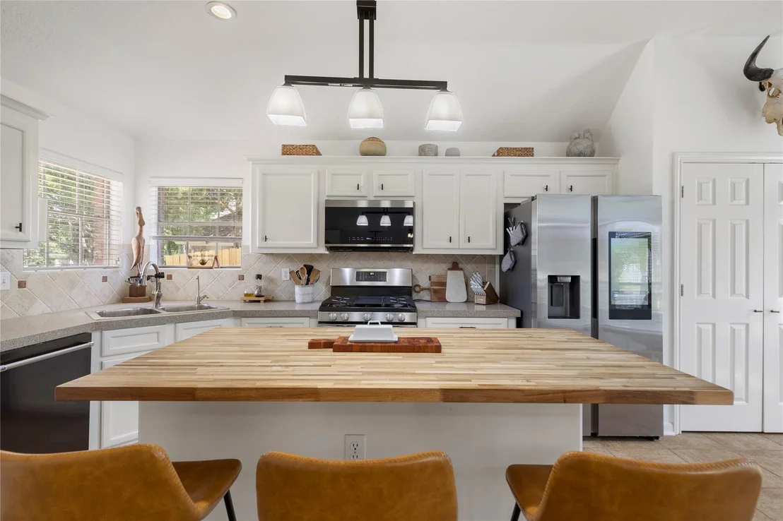 Photo of 756 Forest Lane Drive