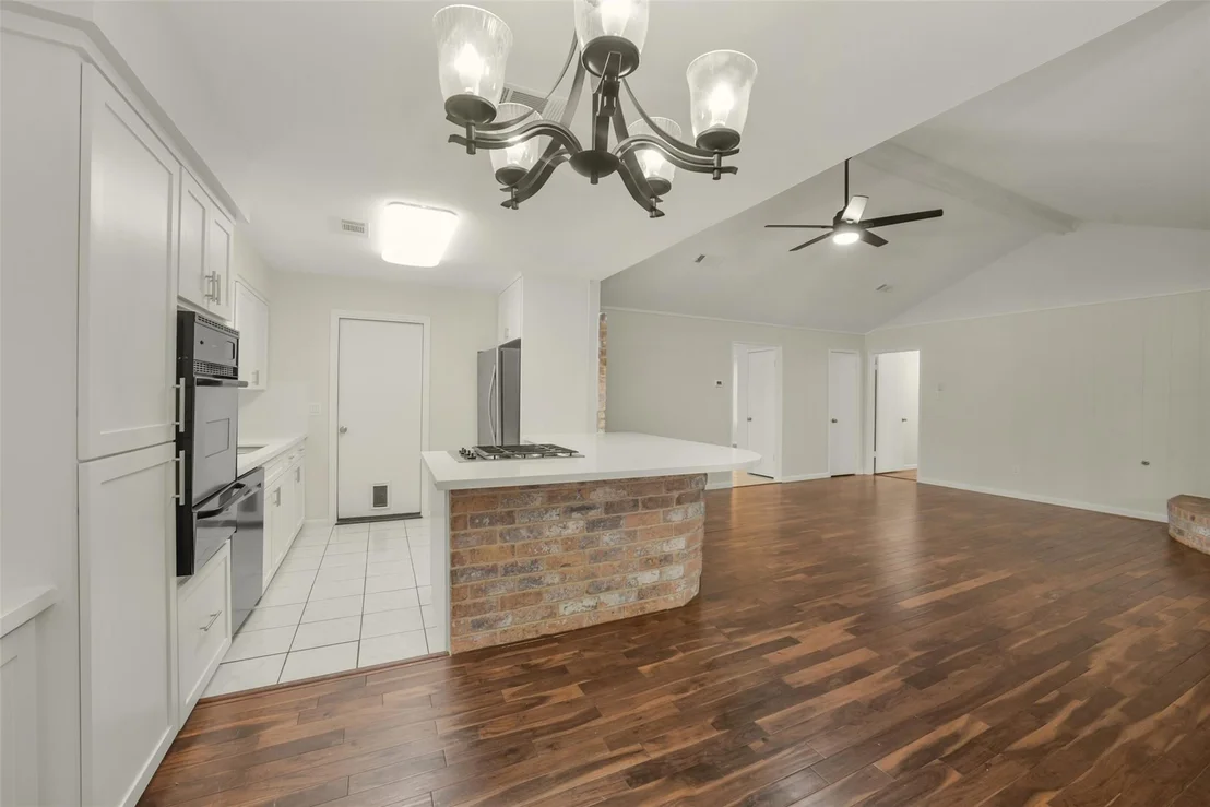 Photo of 12307 Waldemar Drive