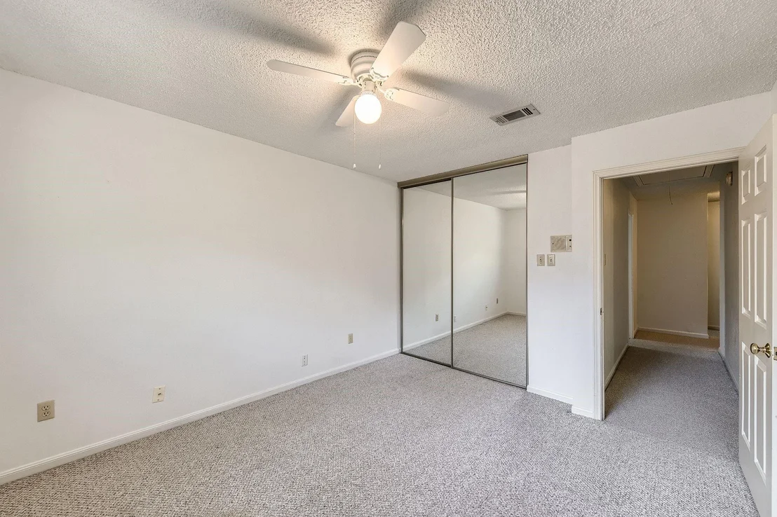 Photo of 19527 Enchanted Oaks Drive