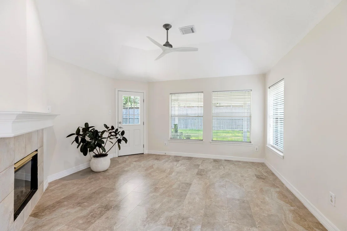 Photo of 18111 Brookes Bend