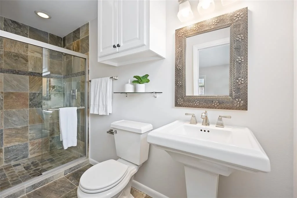 Photo of 631 Azaleadell Drive