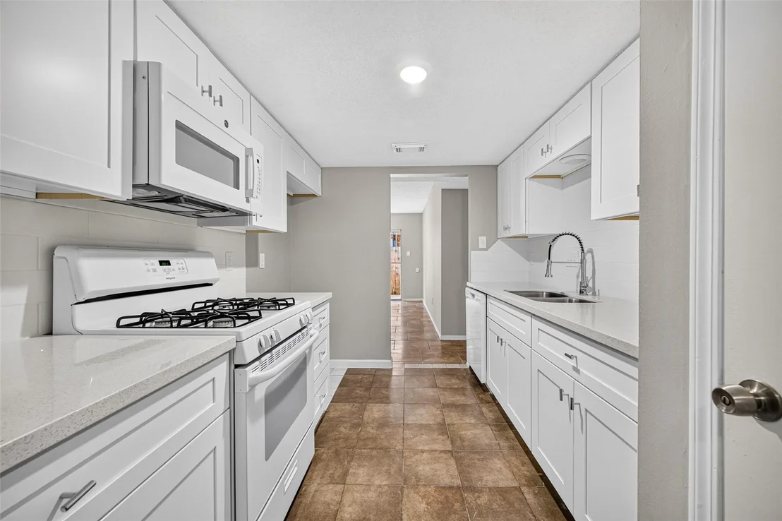 Photo of 634 Walston Lane
