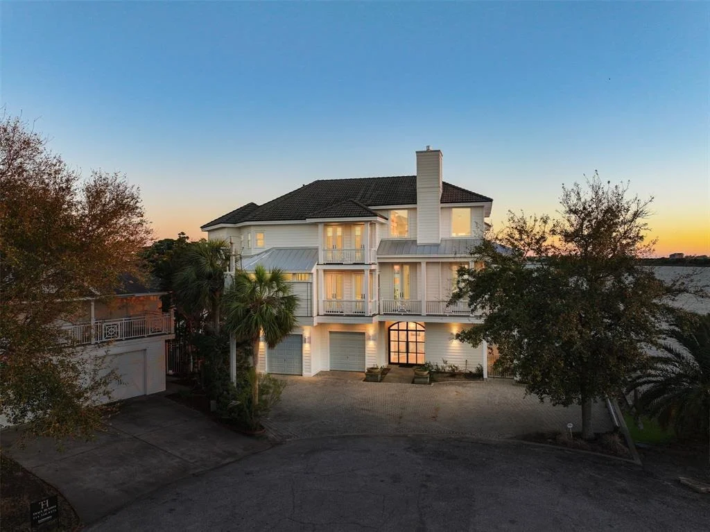 Photo of 3436 Treasure Circle