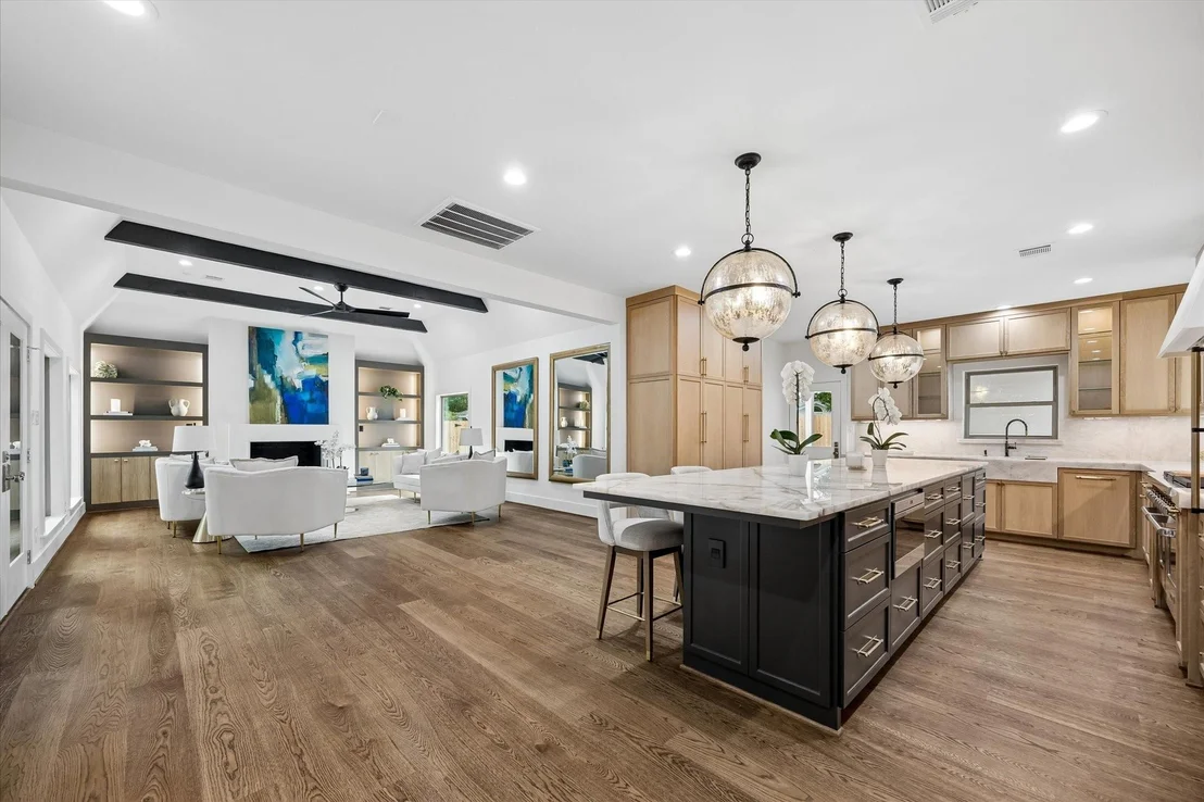 Photo of 620 Stoneleigh Drive