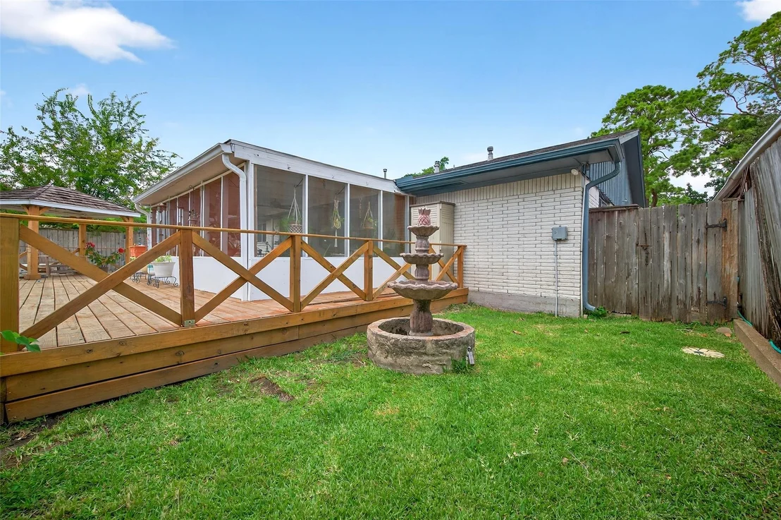 Photo of 7207 Pine Grove Drive