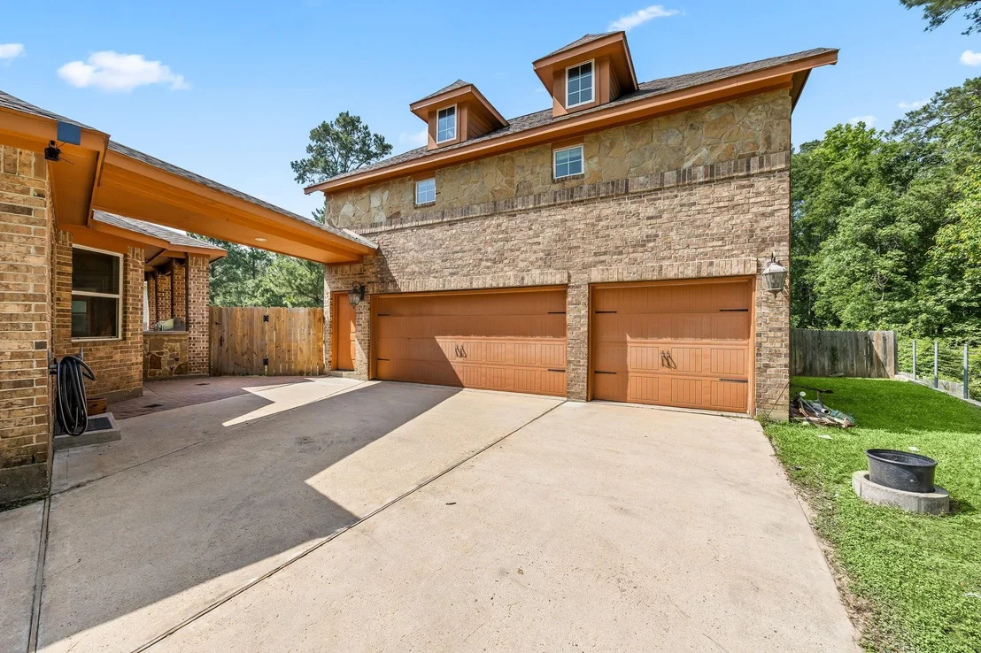 Photo of 42 Brookefield Circle