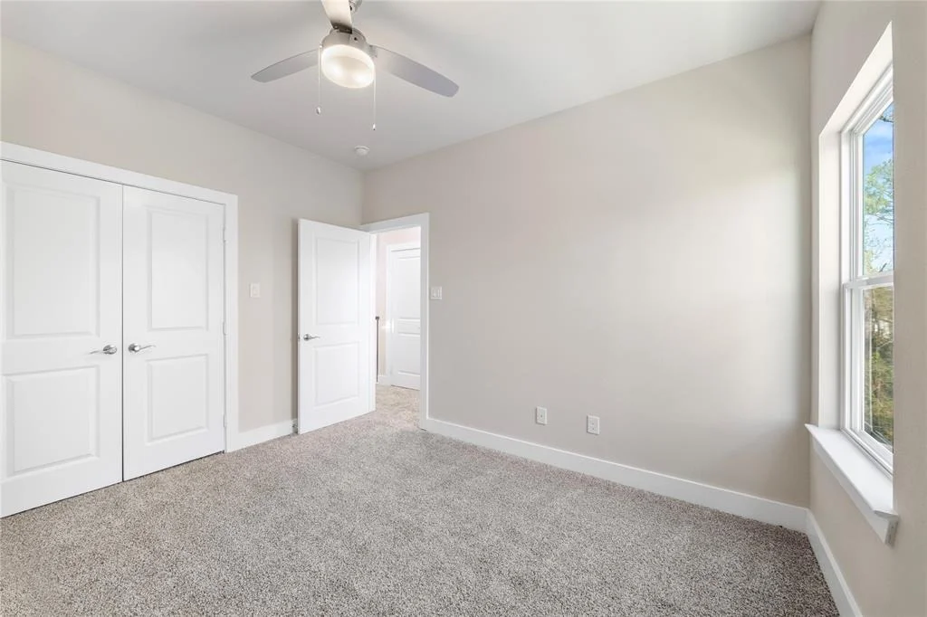 Photo of 6218 Carver Road
