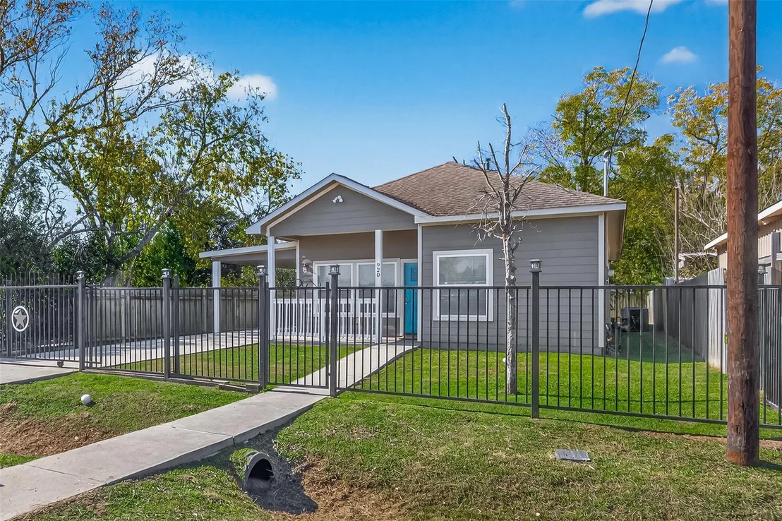 Photo of 920 Kellogg Street