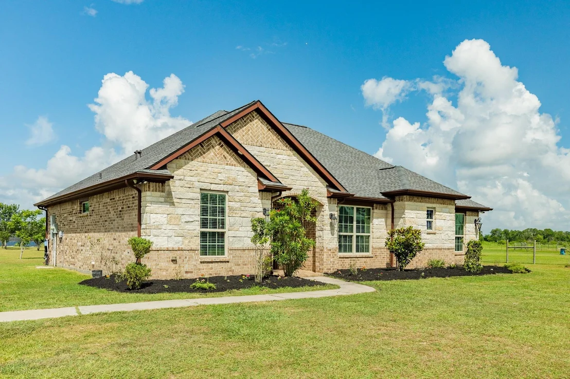 Photo of 2180 County Road 212