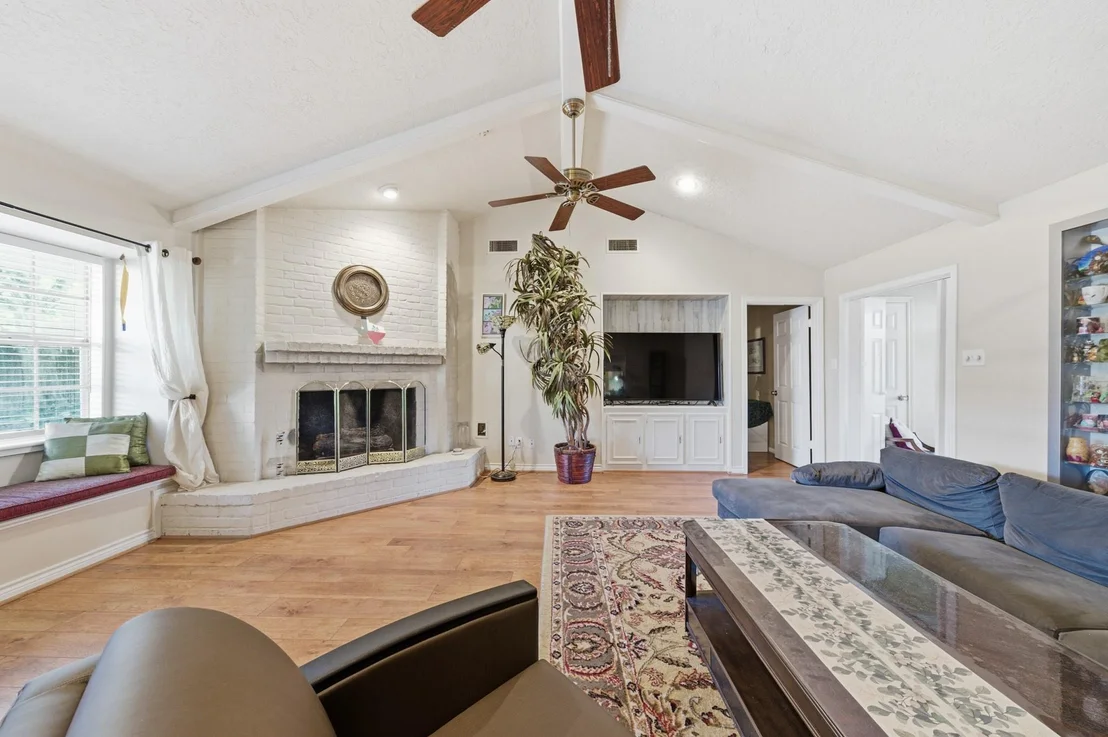 Photo of 942 Brunswick Circle