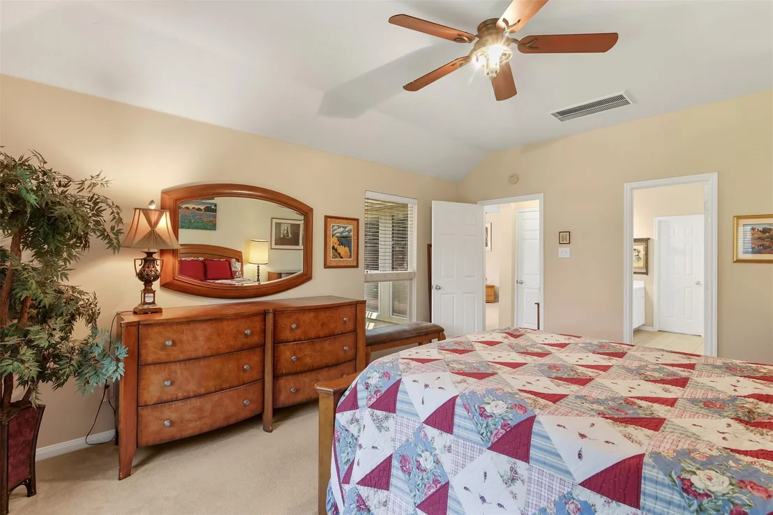 Photo of 21315 River Knoll Lane