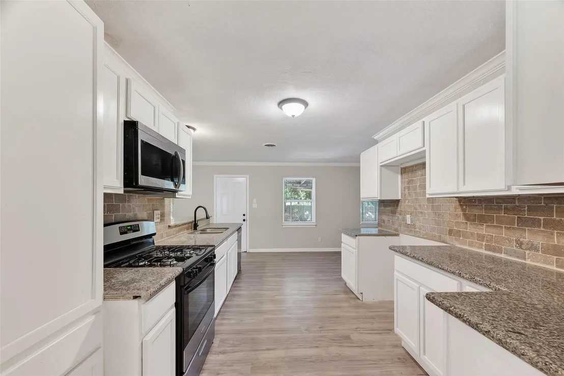 Photo of 105 Longridge Drive