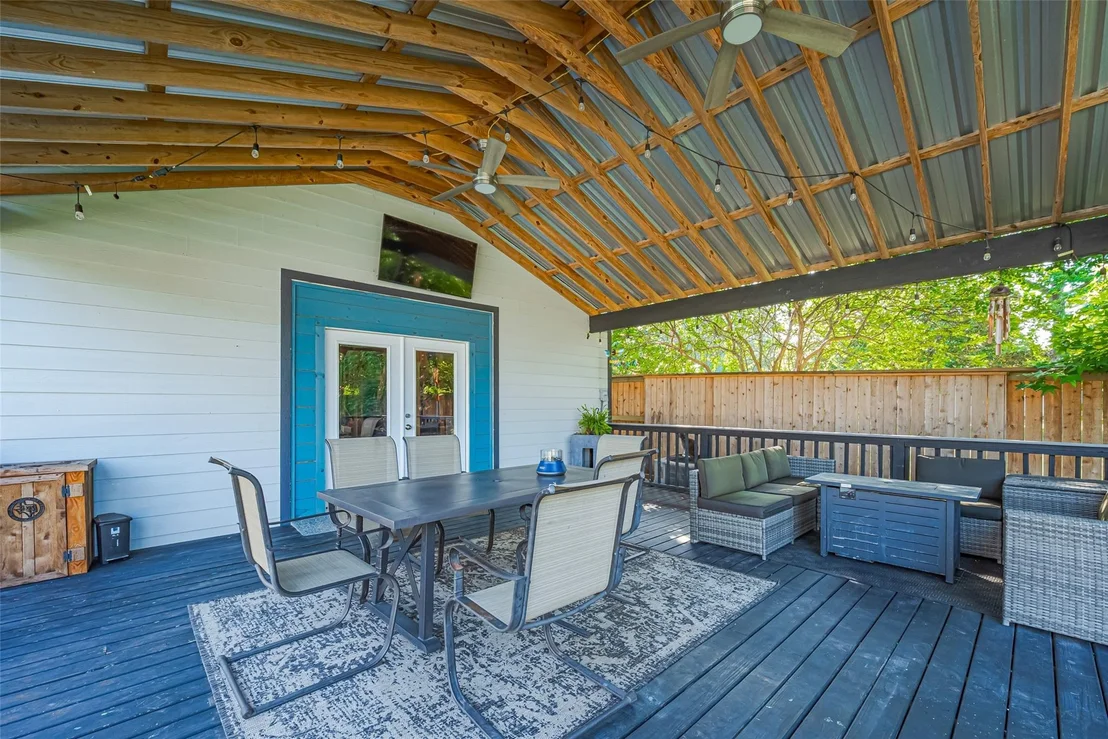 Photo of 218 Beaumont Drive