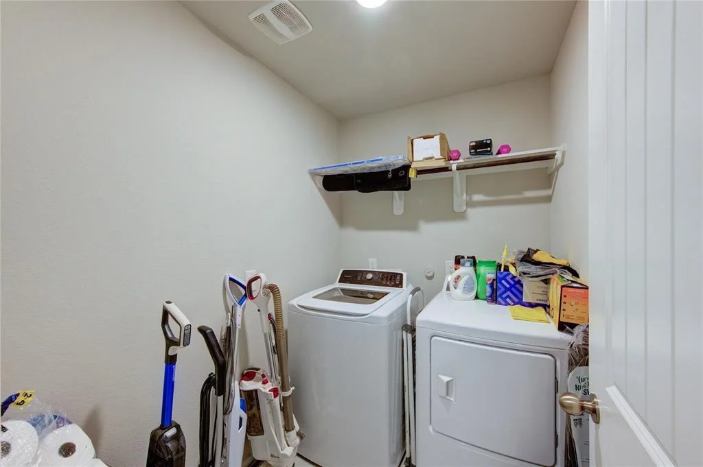 Photo of 9011 Hemlock Drive
