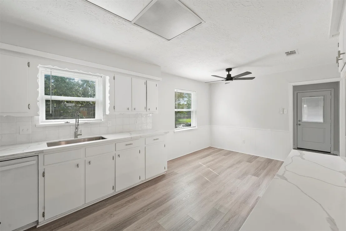 Photo of 3203 Greenridge Drive
