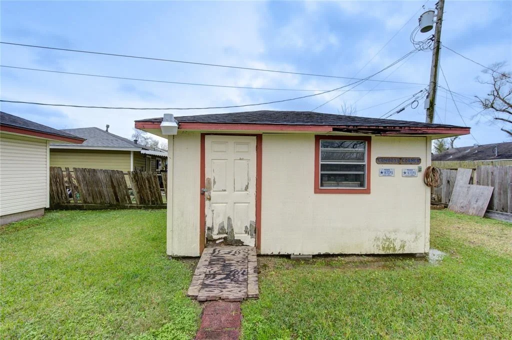 Photo of 1502 Quail Street