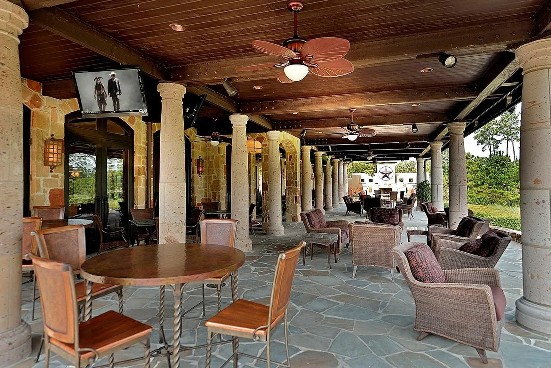 Photo of 18 N Badger Lodge Circle
