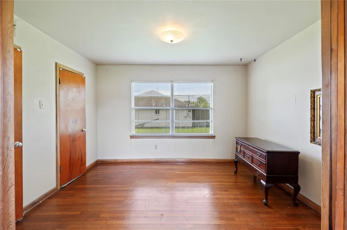 Photo of 6302 Olson Lane
