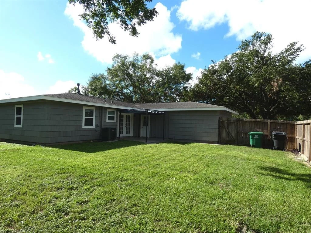 Photo of 5722 Hewitt Drive