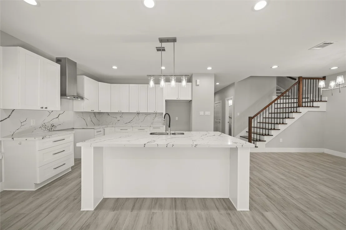 Photo of 719 Moose Drive