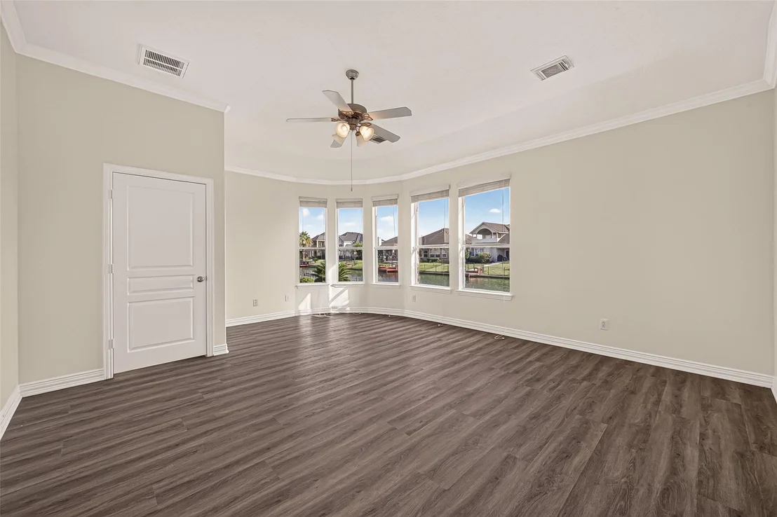 Photo of 18103 Blues Point Drive