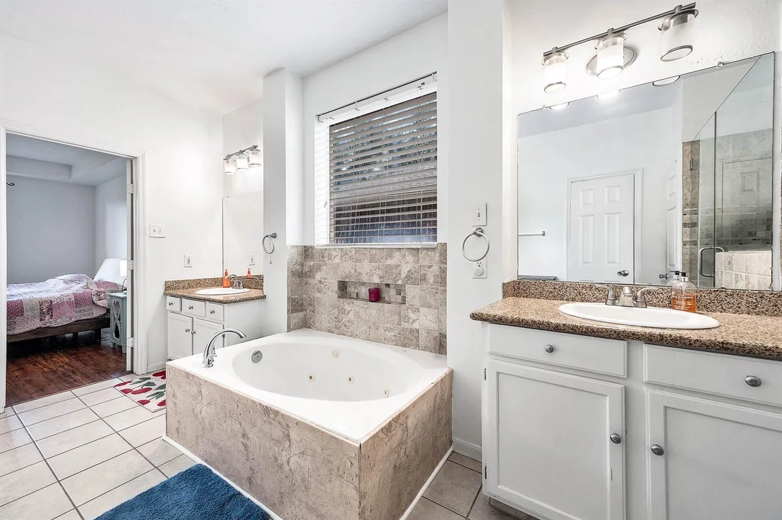 Photo of 1311 Shadow Mountain Drive