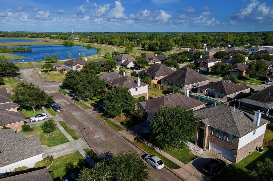 Photo of 6108 Hubbell Drive
