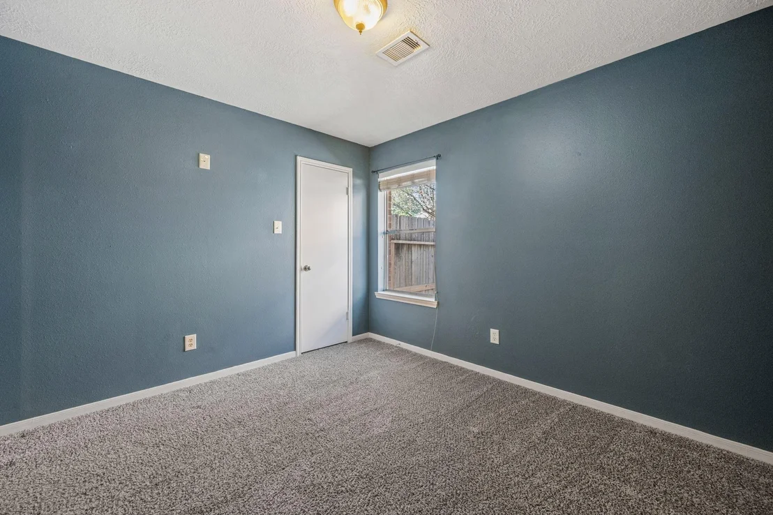 Photo of 18930 Dee Woods Drive
