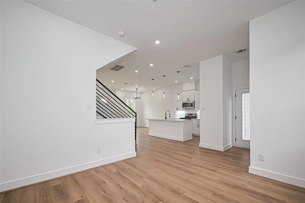 Photo of 6907 Saint Augustine Street