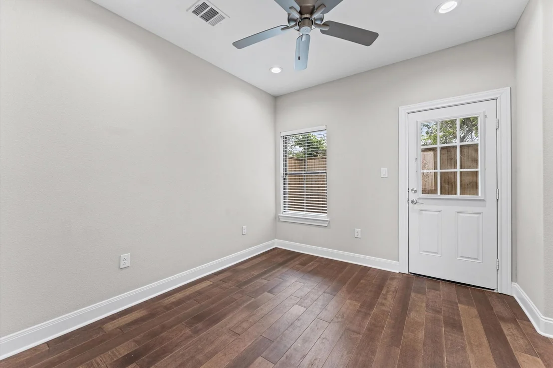 Photo of 3339 Beverly Forest Drive