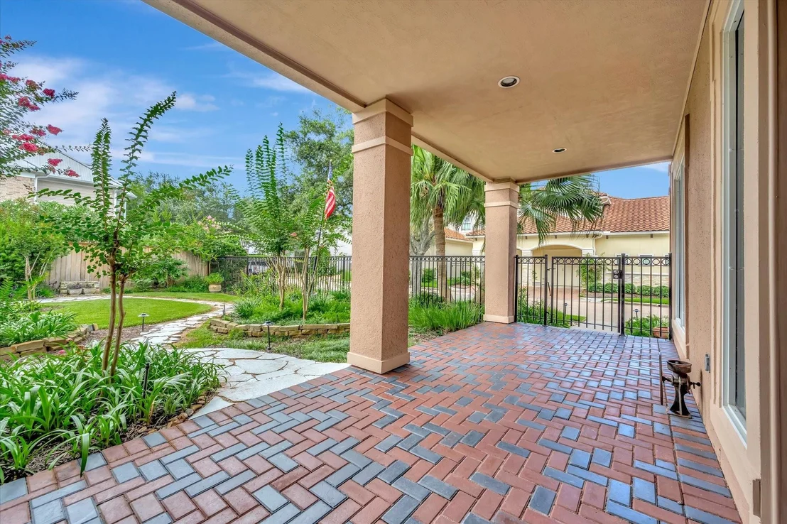 Photo of 604 Harborside Way