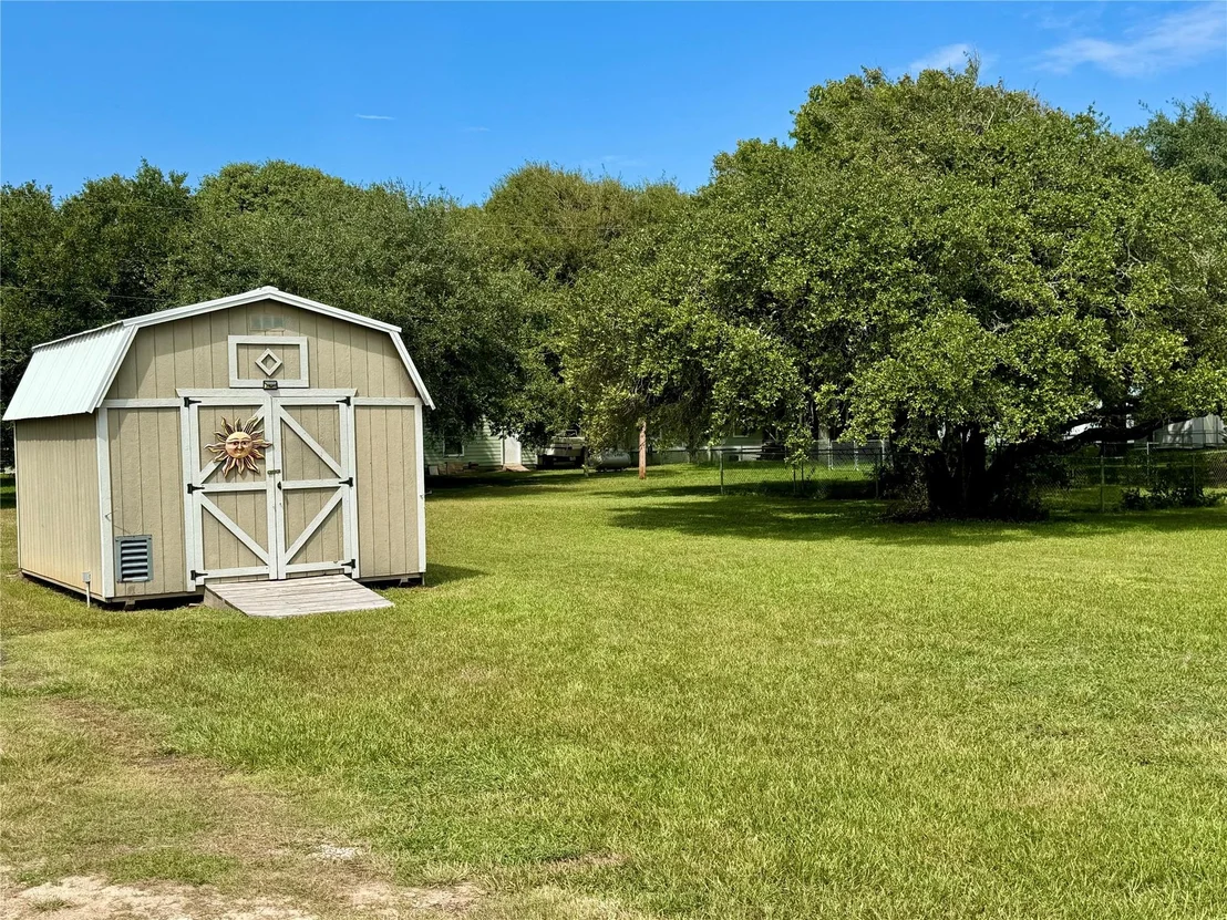Photo of 1535 Bayview Drive