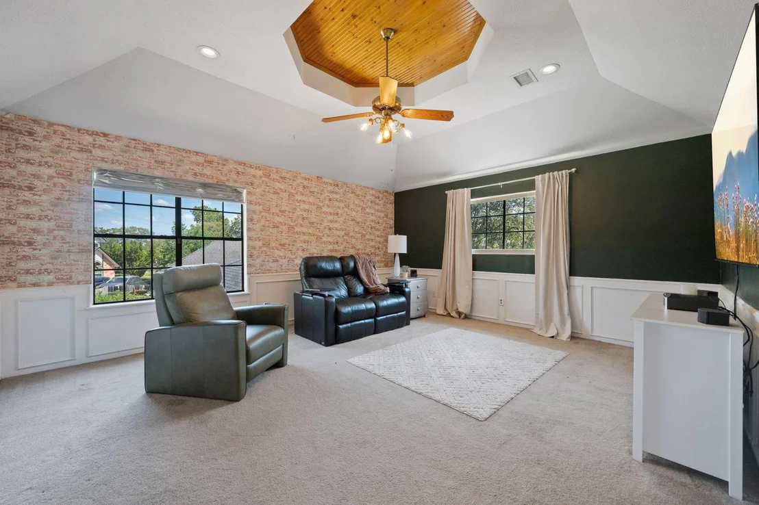 Photo of 19110 Player Park Drive