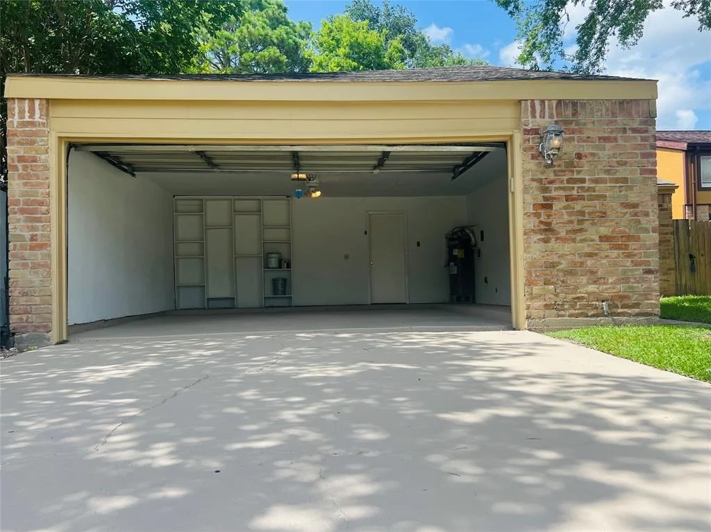 Photo of 11530 Bellerive Drive