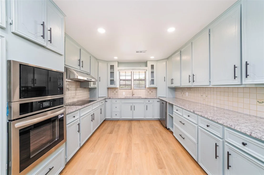 Photo of 3304 Bruce Hall Road