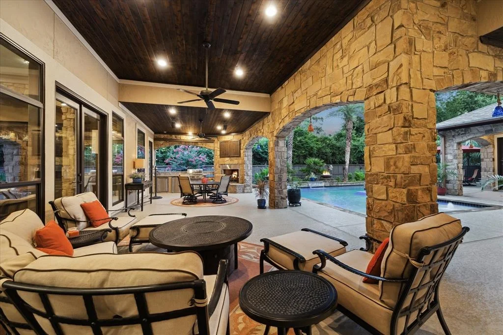 Photo of 24918 Thorton Knolls Drive