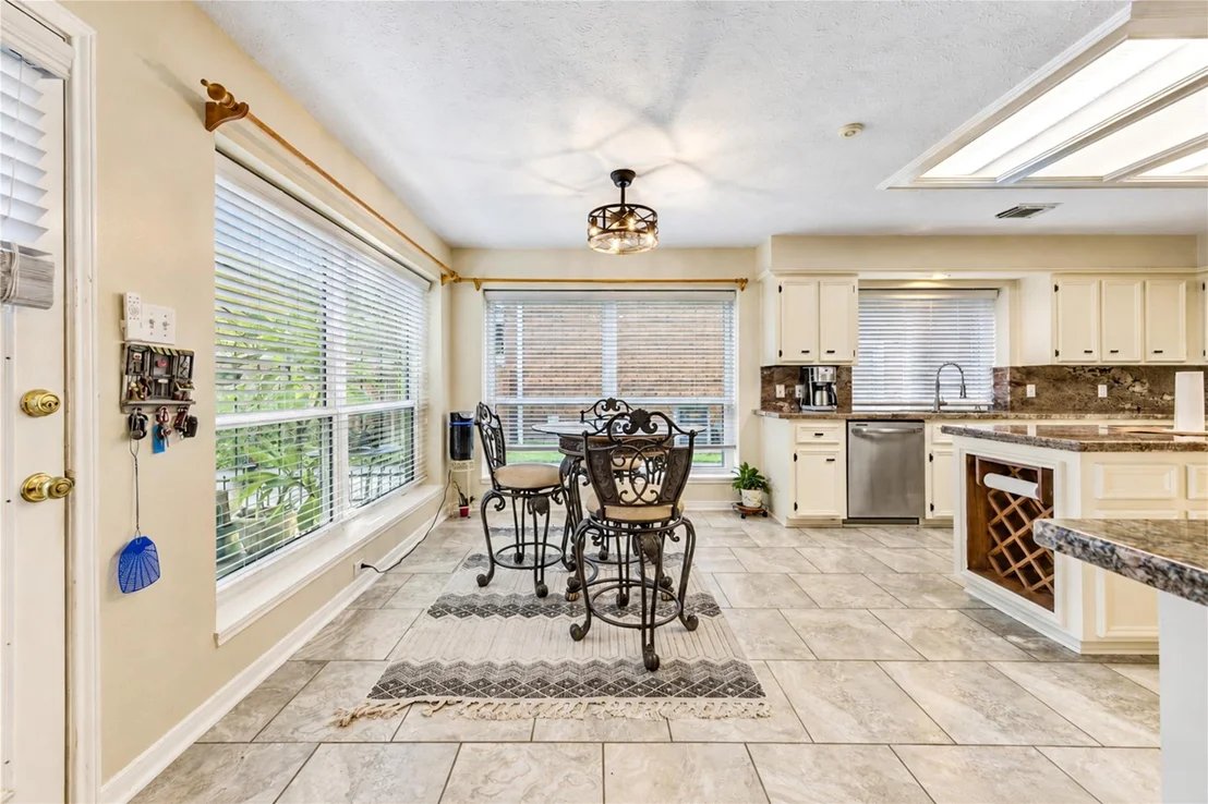 Photo of 7303 Starbridge Drive