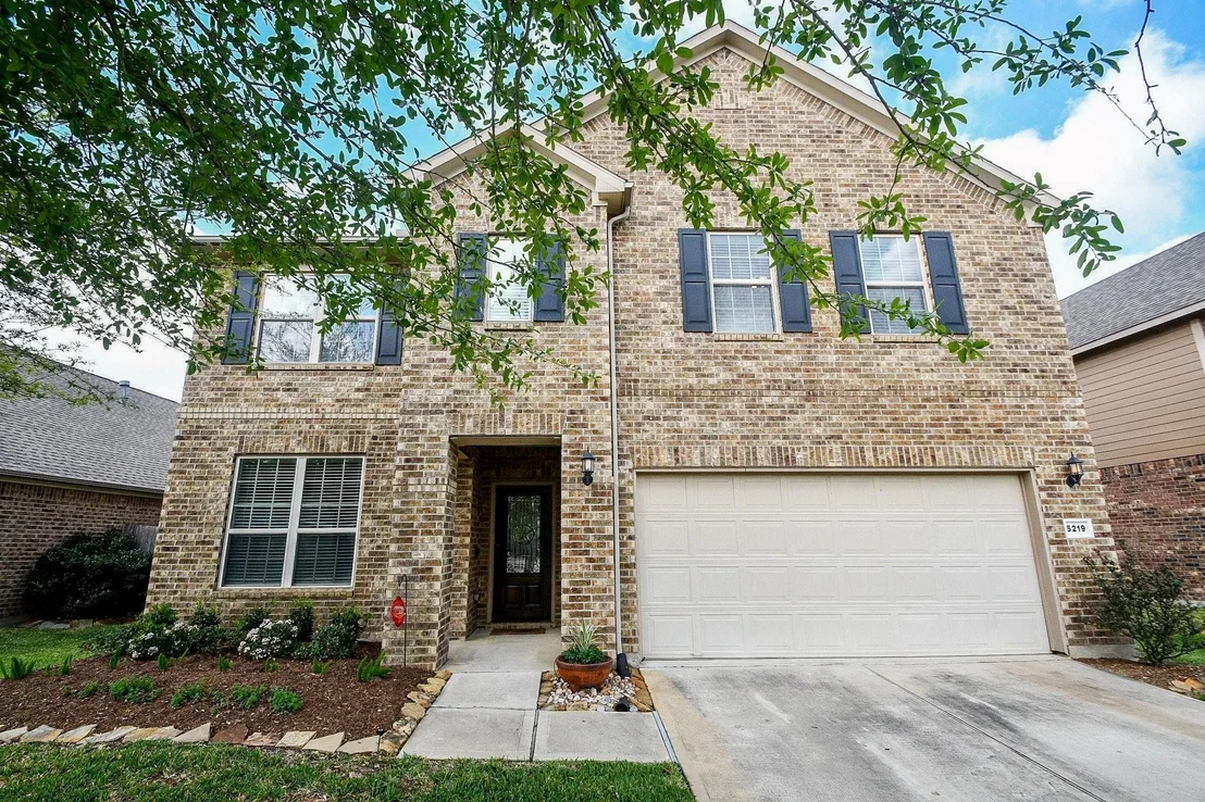 Photo of 5219 Lineage Drive