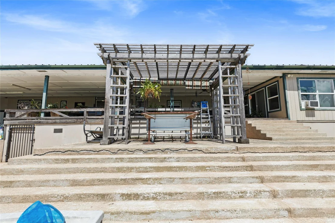 Photo of 174 Lake Front Drive