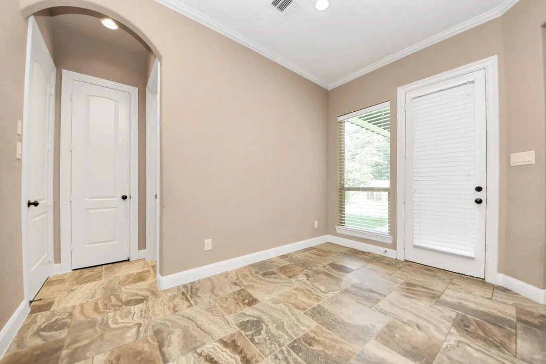 Photo of 102 Stonecrop Place