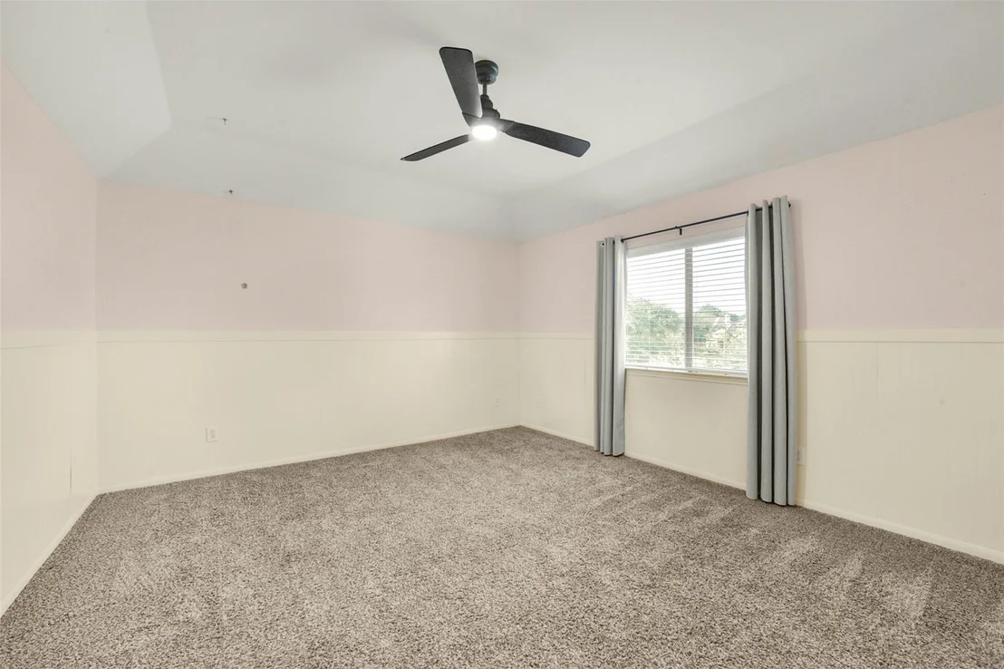 Photo of 15730 Lake Loop Drive