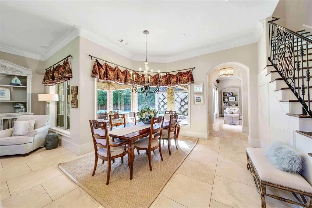 Photo of 306 Rainier Drive