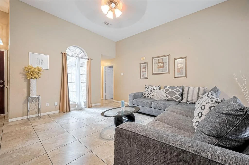 Photo of 6431 Kentwick Drive