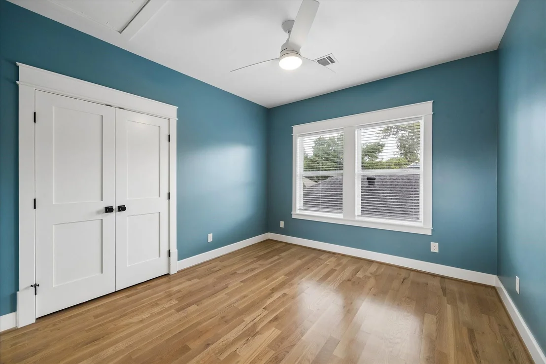 Photo of 1205 Temple Street