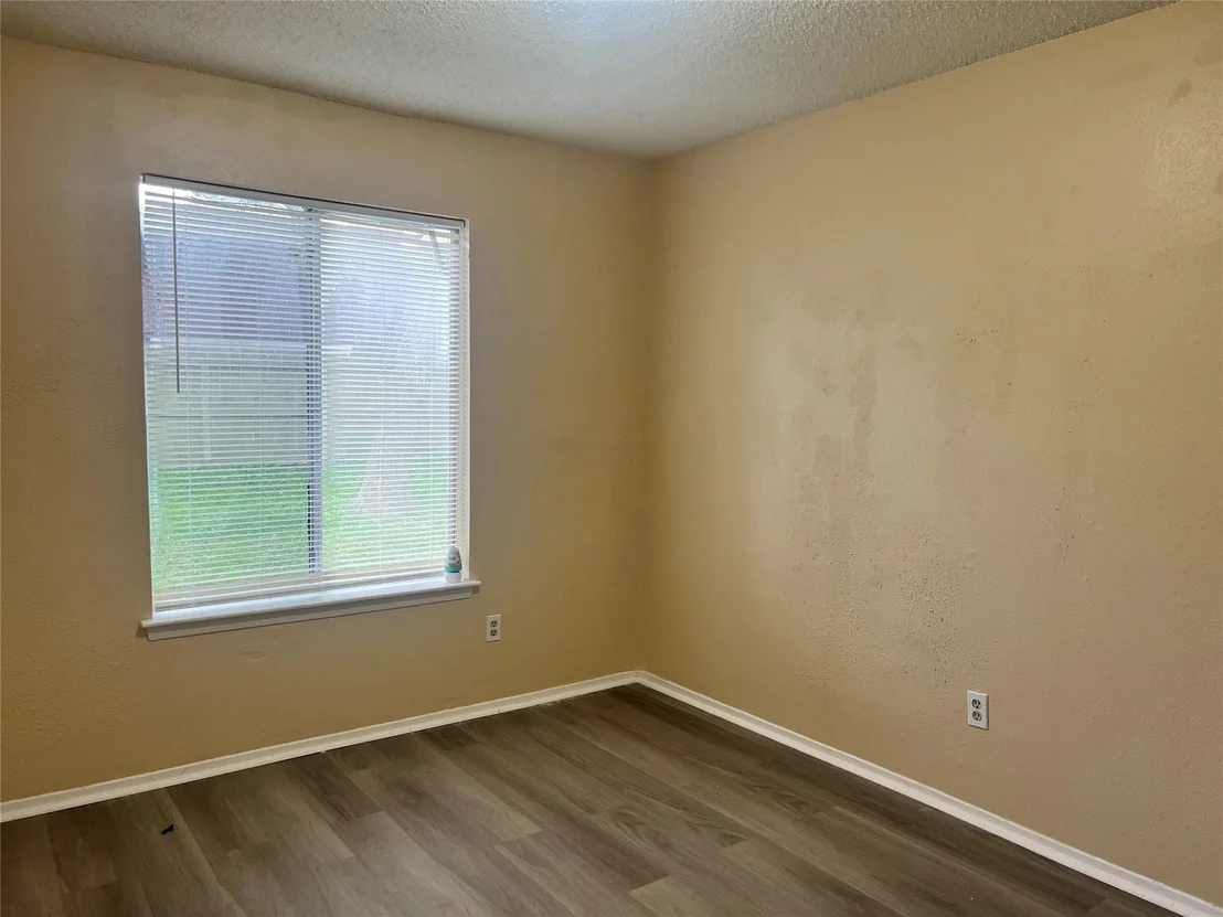 Photo of 12935 Knotty Glen Lane